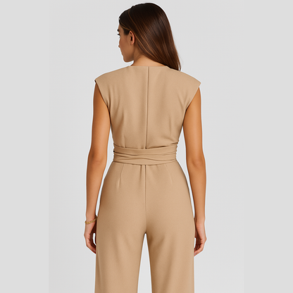 Nova | Sleek Jumpsuit med Markerad Midja